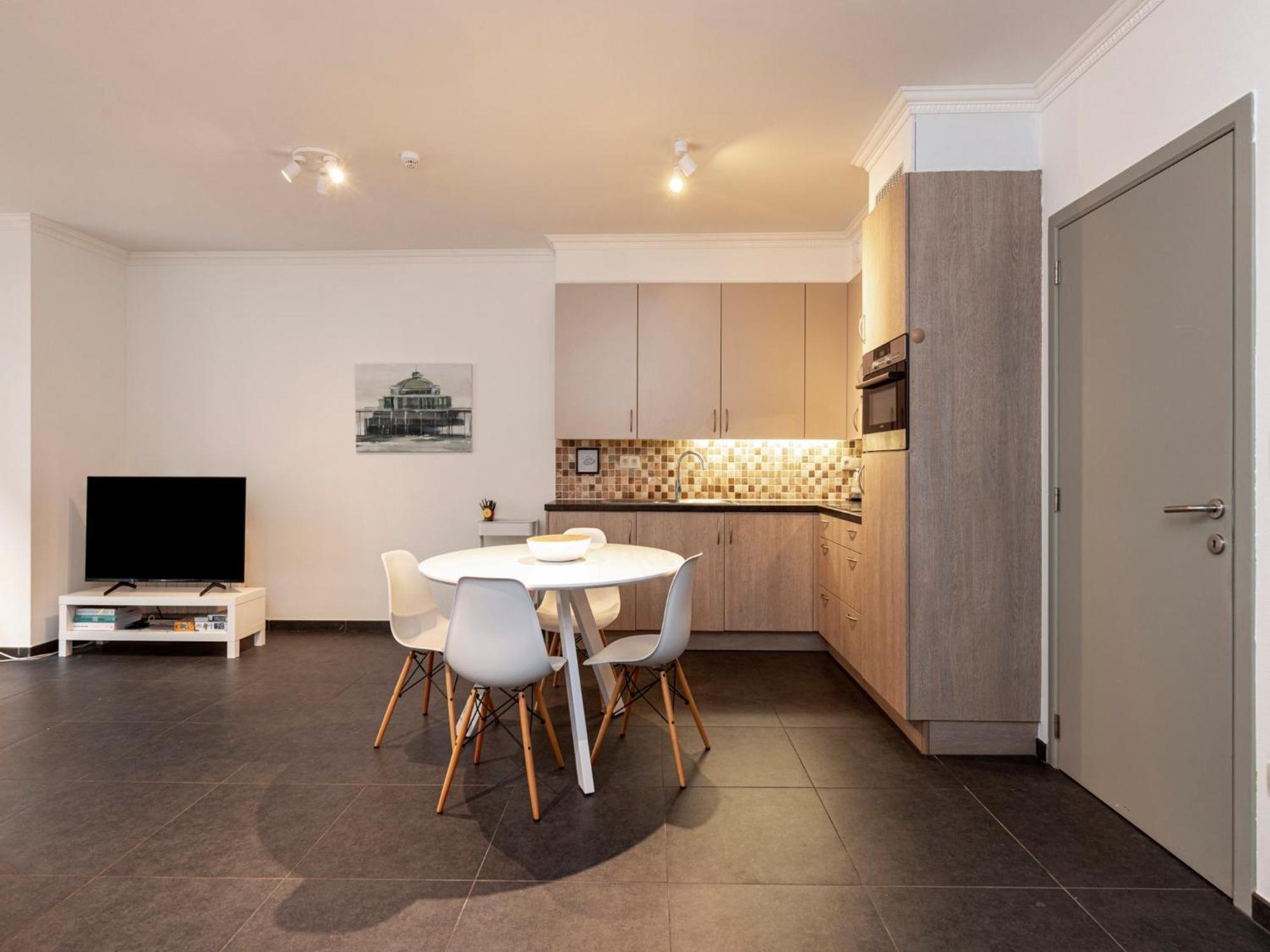 Apartment De Koetsier In *